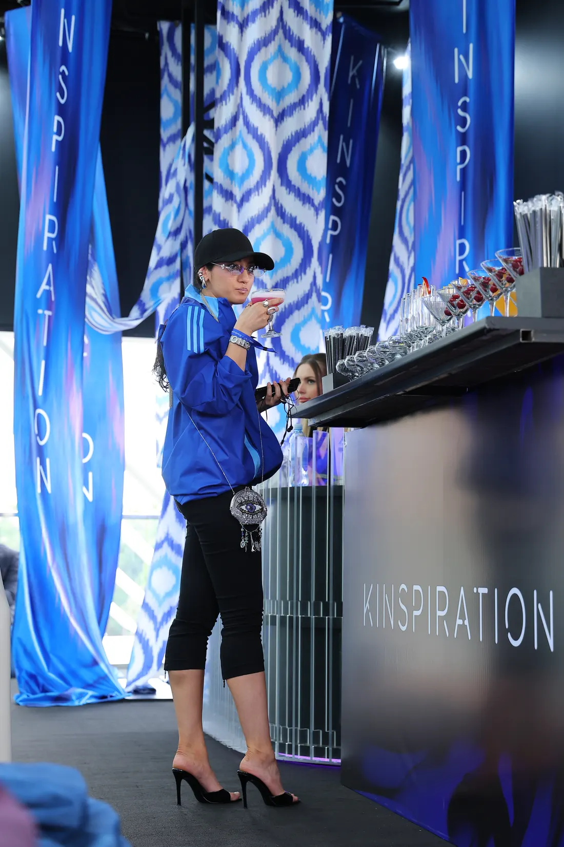 Активация KINSPIRATION — UzBat, event production в Ташкенте от Golden Bonds